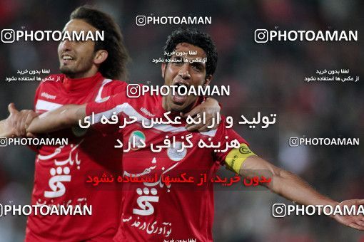 1176167, Tehran, Iran, Iran Pro League، Persian Gulf Cup، 2010-11 season، Second Leg، Week 24، Persepolis 3 v ۱ Foulad Khouzestan on 2011/02/25 at Azadi Stadium