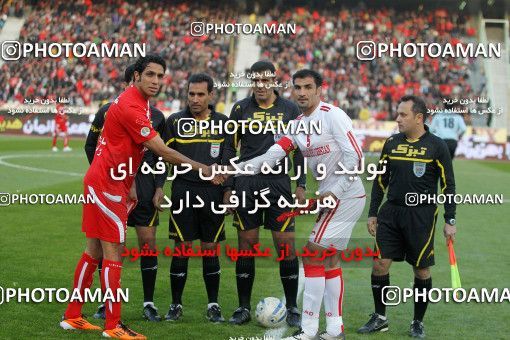 1176987, Tehran, Iran, Iran Pro League، Persian Gulf Cup، 2010-11 season، Second Leg، Week 24، Persepolis 3 v ۱ Foulad Khouzestan on 2011/02/25 at Azadi Stadium