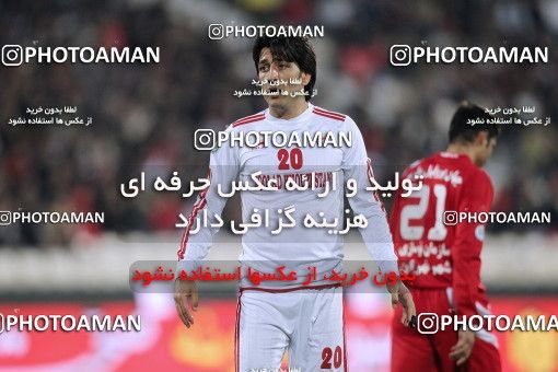 1177194, Tehran, Iran, لیگ برتر فوتبال ایران، Persian Gulf Cup، Week 24، Second Leg، Persepolis 3 v 1 Foulad Khouzestan on 2011/02/25 at Azadi Stadium