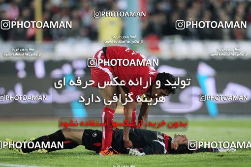 1177016, Tehran, Iran, Iran Pro League، Persian Gulf Cup، 2010-11 season، Second Leg، Week 24، Persepolis 3 v ۱ Foulad Khouzestan on 2011/02/25 at Azadi Stadium