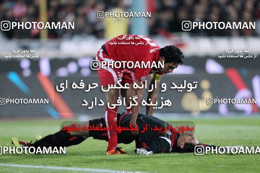 1177140, Tehran, Iran, Iran Pro League، Persian Gulf Cup، 2010-11 season، Second Leg، Week 24، Persepolis 3 v ۱ Foulad Khouzestan on 2011/02/25 at Azadi Stadium