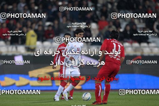 1176872, Tehran, Iran, Iran Pro League، Persian Gulf Cup، 2010-11 season، Second Leg، Week 24، Persepolis 3 v ۱ Foulad Khouzestan on 2011/02/25 at Azadi Stadium