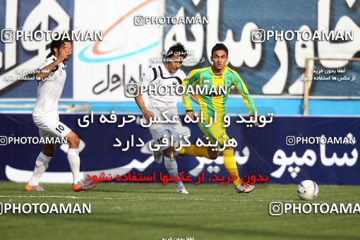 1176620, Tehran, Iran, Iran Pro League، Persian Gulf Cup، 2010-11 season، Second Leg، Week 24، Rah Ahan ۱ v ۱ Shahin Boushehr on 2011/02/25 at Ekbatan Stadium