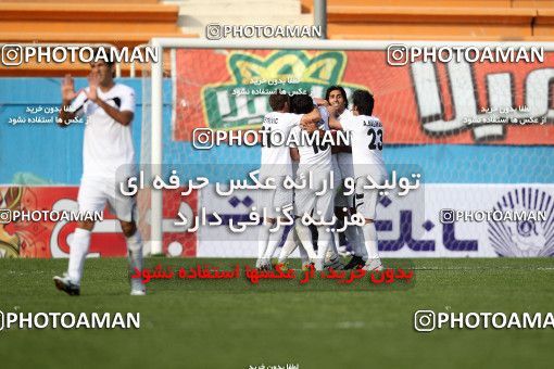 1176768, Tehran, Iran, Iran Pro League، Persian Gulf Cup، 2010-11 season، Second Leg، Week 24، Rah Ahan ۱ v ۱ Shahin Boushehr on 2011/02/25 at Ekbatan Stadium