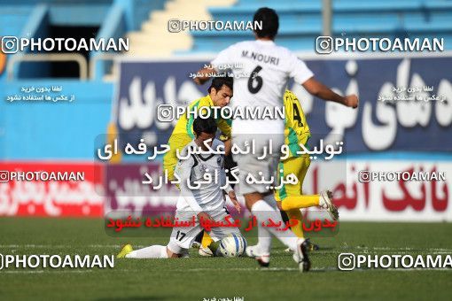 1176840, Tehran, Iran, Iran Pro League، Persian Gulf Cup، 2010-11 season، Second Leg، Week 24، Rah Ahan ۱ v ۱ Shahin Boushehr on 2011/02/25 at Ekbatan Stadium