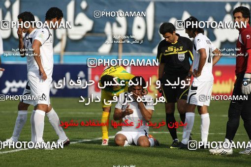 1175936, Tehran, Iran, Iran Pro League، Persian Gulf Cup، 2010-11 season، Second Leg، Week 24، Rah Ahan ۱ v ۱ Shahin Boushehr on 2011/02/25 at Ekbatan Stadium