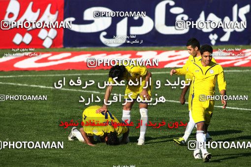 1179392, Tehran, [*parameter:4*], Iran Pro League، Persian Gulf Cup، 2010-11 season، Second Leg، Week 25، Naft Tehran 4 v ۱ Paykan on 2011/03/05 at Shahid Dastgerdi Stadium