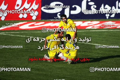 1179390, Tehran, [*parameter:4*], Iran Pro League، Persian Gulf Cup، 2010-11 season، Second Leg، Week 25، Naft Tehran 4 v ۱ Paykan on 2011/03/05 at Shahid Dastgerdi Stadium