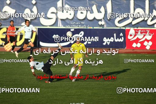 1179433, Tehran, [*parameter:4*], لیگ برتر فوتبال ایران، Persian Gulf Cup، Week 25، Second Leg، Naft Tehran 4 v 1 Paykan on 2011/03/05 at Shahid Dastgerdi Stadium