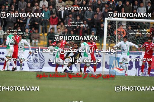 1180234, Hamedan, [*parameter:4*], Iran Pro League، Persian Gulf Cup، 2010-11 season، Second Leg، Week 25، Pas ۱ v 2 Persepolis on 2011/03/07 at Qods Stadium