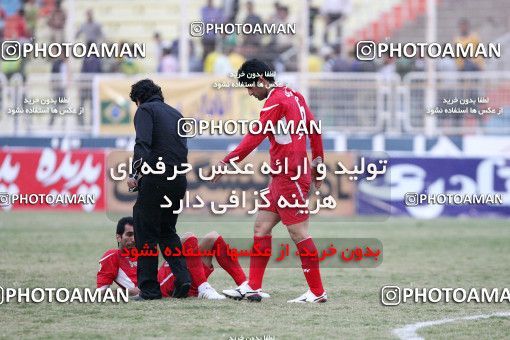 1183849, Abadan, [*parameter:4*], Iran Pro League، Persian Gulf Cup، 2010-11 season، Second Leg، Week 26، Sanat Naft Abadan 2 v ۰ Steel Azin on 2011/03/11 at Takhti Stadium Abadan