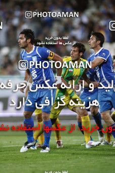 1187056, Tehran, Iran, Iran Pro League، Persian Gulf Cup، 2010-11 season، Second Leg، Week 30، Rah Ahan ۱ v ۰ Esteghlal on 2011/04/14 at Azadi Stadium