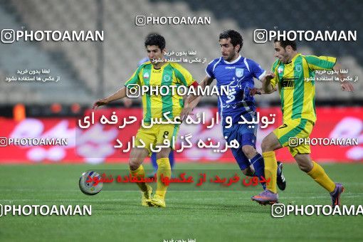 1186381, Tehran, Iran, Iran Pro League، Persian Gulf Cup، 2010-11 season، Second Leg، Week 30، Rah Ahan ۱ v ۰ Esteghlal on 2011/04/14 at Azadi Stadium