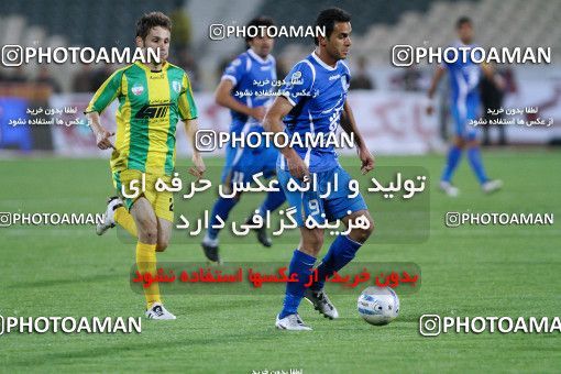 1186514, Tehran, Iran, Iran Pro League، Persian Gulf Cup، 2010-11 season، Second Leg، Week 30، Rah Ahan ۱ v ۰ Esteghlal on 2011/04/14 at Azadi Stadium