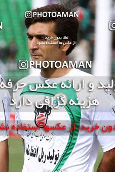 1186634, Isfahan,Fooladshahr, [*parameter:4*], Iran Pro League، Persian Gulf Cup، 2010-11 season، Second Leg، Week 29، Zob Ahan Esfahan ۰ v 3 Persepolis on 2011/04/10 at Foolad Shahr Stadium