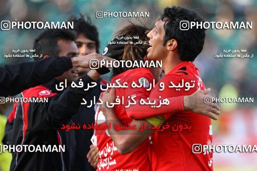 1186572, Isfahan,Fooladshahr, [*parameter:4*], Iran Pro League، Persian Gulf Cup، 2010-11 season، Second Leg، Week 29، Zob Ahan Esfahan ۰ v 3 Persepolis on 2011/04/10 at Foolad Shahr Stadium