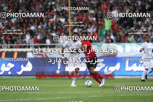 1187761, Tehran, Iran, Iran Pro League، Persian Gulf Cup، 2010-11 season، Second Leg، Week 31، Persepolis 2 v ۱ Steel Azin on 2011/04/15 at Azadi Stadium