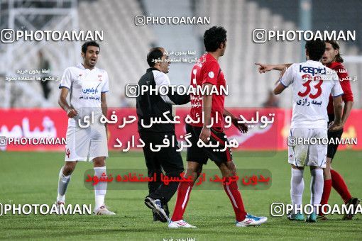 1187768, Tehran, Iran, لیگ برتر فوتبال ایران، Persian Gulf Cup، Week 31، Second Leg، Persepolis 2 v 1 Steel Azin on 2011/04/15 at Azadi Stadium