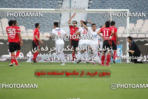 1186769, Tehran, Iran, Iran Pro League، Persian Gulf Cup، 2010-11 season، Second Leg، Week 31، Persepolis 2 v ۱ Steel Azin on 2011/04/15 at Azadi Stadium