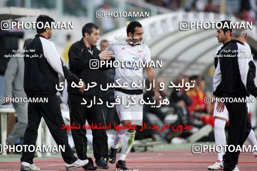 1186809, Tehran, Iran, Iran Pro League، Persian Gulf Cup، 2010-11 season، Second Leg، Week 31، Persepolis 2 v ۱ Steel Azin on 2011/04/15 at Azadi Stadium