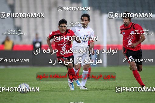 1186846, Tehran, Iran, Iran Pro League، Persian Gulf Cup، 2010-11 season، Second Leg، Week 31، Persepolis 2 v ۱ Steel Azin on 2011/04/15 at Azadi Stadium