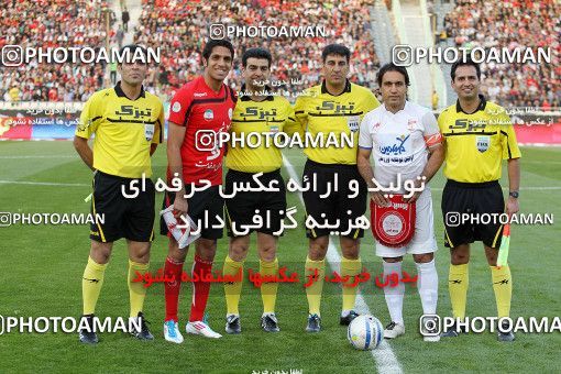 1187982, Tehran, Iran, Iran Pro League، Persian Gulf Cup، 2010-11 season، Second Leg، Week 31، Persepolis 2 v ۱ Steel Azin on 2011/04/15 at Azadi Stadium