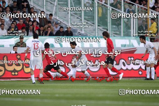 1188105, Tehran, Iran, Iran Pro League، Persian Gulf Cup، 2010-11 season، Second Leg، Week 31، Persepolis 2 v ۱ Steel Azin on 2011/04/15 at Azadi Stadium