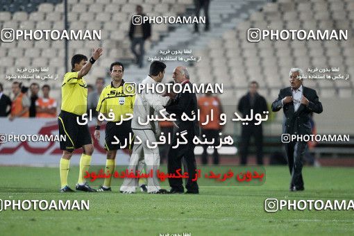 1187995, Tehran, Iran, Iran Pro League، Persian Gulf Cup، 2010-11 season، Second Leg، Week 31، Persepolis 2 v ۱ Steel Azin on 2011/04/15 at Azadi Stadium