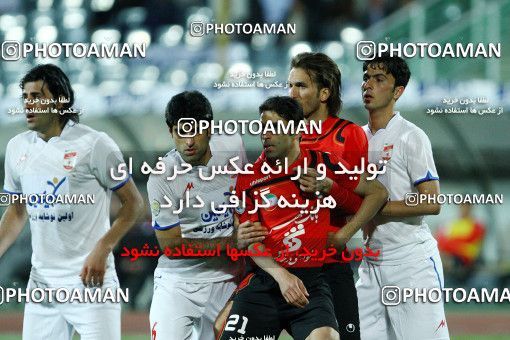 1187155, Tehran, Iran, لیگ برتر فوتبال ایران، Persian Gulf Cup، Week 31، Second Leg، Persepolis 2 v 1 Steel Azin on 2011/04/15 at Azadi Stadium