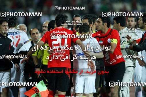 1187150, Tehran, Iran, Iran Pro League، Persian Gulf Cup، 2010-11 season، Second Leg، Week 31، Persepolis 2 v ۱ Steel Azin on 2011/04/15 at Azadi Stadium