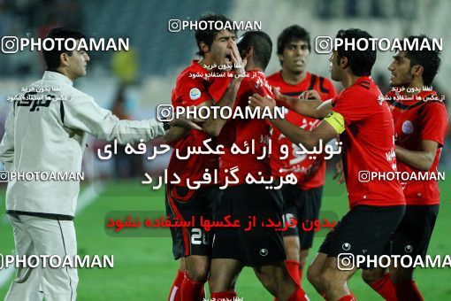 1187129, Tehran, Iran, Iran Pro League، Persian Gulf Cup، 2010-11 season، Second Leg، Week 31، Persepolis 2 v ۱ Steel Azin on 2011/04/15 at Azadi Stadium