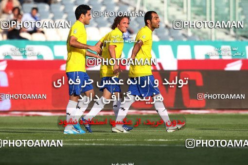 1190366, Tehran, Iran, Iran Pro League، Persian Gulf Cup، 2010-11 season، Second Leg، Week 31، Esteghlal 6 v 2 Sanat Naft Abadan on 2011/04/23 at Azadi Stadium