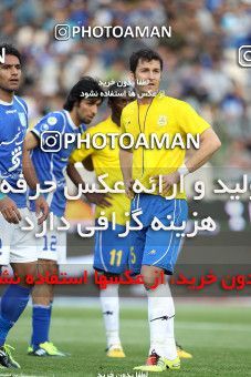 1190332, Tehran, Iran, Iran Pro League، Persian Gulf Cup، 2010-11 season، Second Leg، Week 31، Esteghlal 6 v 2 Sanat Naft Abadan on 2011/04/23 at Azadi Stadium