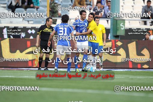 1190659, Tehran, Iran, Iran Pro League، Persian Gulf Cup، 2010-11 season، Second Leg، Week 31، Esteghlal 6 v 2 Sanat Naft Abadan on 2011/04/23 at Azadi Stadium