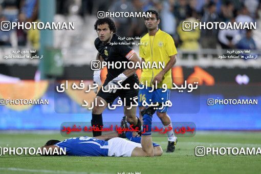 1190341, Tehran, Iran, Iran Pro League، Persian Gulf Cup، 2010-11 season، Second Leg، Week 31، Esteghlal 6 v 2 Sanat Naft Abadan on 2011/04/23 at Azadi Stadium