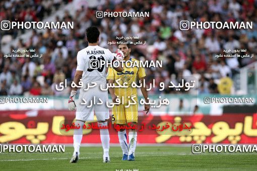 1189856, Tehran, Iran, Iran Pro League، Persian Gulf Cup، 2010-11 season، Second Leg، Week 31، Naft Tehran ۱ v 5 Persepolis on 2011/04/24 at Azadi Stadium