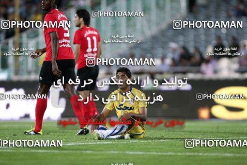 1189916, Tehran, Iran, Iran Pro League، Persian Gulf Cup، 2010-11 season، Second Leg، Week 31، Naft Tehran ۱ v 5 Persepolis on 2011/04/24 at Azadi Stadium