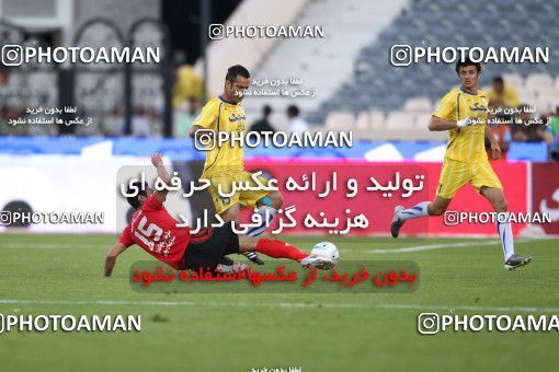 1190014, Tehran, Iran, Iran Pro League، Persian Gulf Cup، 2010-11 season، Second Leg، Week 31، Naft Tehran ۱ v 5 Persepolis on 2011/04/24 at Azadi Stadium