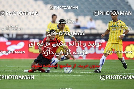 1190006, Tehran, Iran, Iran Pro League، Persian Gulf Cup، 2010-11 season، Second Leg، Week 31، Naft Tehran ۱ v 5 Persepolis on 2011/04/24 at Azadi Stadium