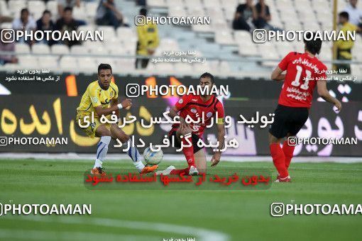 1190176, Tehran, Iran, Iran Pro League، Persian Gulf Cup، 2010-11 season، Second Leg، Week 31، Naft Tehran ۱ v 5 Persepolis on 2011/04/24 at Azadi Stadium