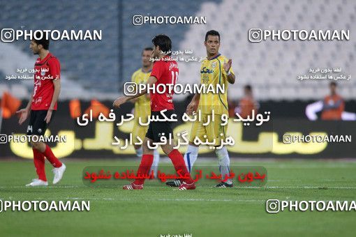 1190011, Tehran, Iran, Iran Pro League، Persian Gulf Cup، 2010-11 season، Second Leg، Week 31، Naft Tehran ۱ v 5 Persepolis on 2011/04/24 at Azadi Stadium