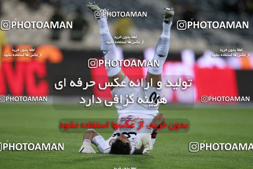 1190003, Tehran, Iran, Iran Pro League، Persian Gulf Cup، 2010-11 season، Second Leg، Week 31، Naft Tehran ۱ v 5 Persepolis on 2011/04/24 at Azadi Stadium