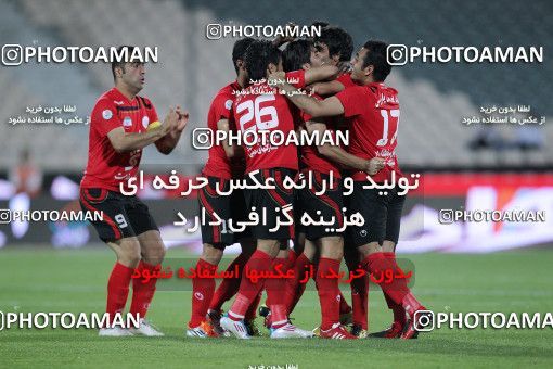 1189941, Tehran, Iran, Iran Pro League، Persian Gulf Cup، 2010-11 season، Second Leg، Week 31، Naft Tehran ۱ v 5 Persepolis on 2011/04/24 at Azadi Stadium