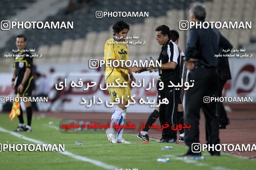 1190051, Tehran, Iran, Iran Pro League، Persian Gulf Cup، 2010-11 season، Second Leg، Week 31، Naft Tehran ۱ v 5 Persepolis on 2011/04/24 at Azadi Stadium