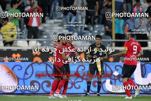 1190195, Tehran, Iran, Iran Pro League، Persian Gulf Cup، 2010-11 season، Second Leg، Week 31، Naft Tehran ۱ v 5 Persepolis on 2011/04/24 at Azadi Stadium