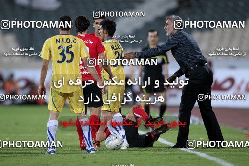 1190173, Tehran, Iran, Iran Pro League، Persian Gulf Cup، 2010-11 season، Second Leg، Week 31، Naft Tehran ۱ v 5 Persepolis on 2011/04/24 at Azadi Stadium