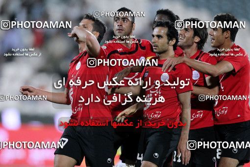 1190254, Tehran, Iran, Iran Pro League، Persian Gulf Cup، 2010-11 season، Second Leg، Week 31، Naft Tehran ۱ v 5 Persepolis on 2011/04/24 at Azadi Stadium