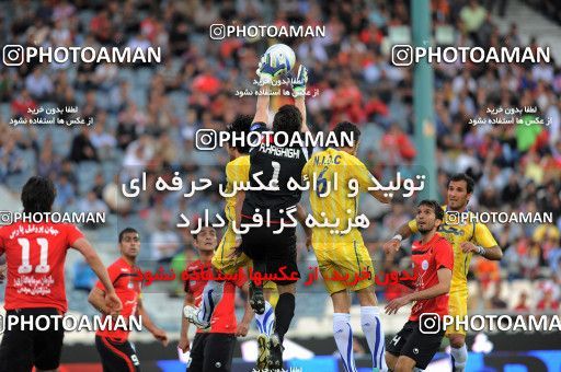 1189135, Tehran, Iran, Iran Pro League، Persian Gulf Cup، 2010-11 season، Second Leg، Week 31، Naft Tehran ۱ v 5 Persepolis on 2011/04/24 at Azadi Stadium