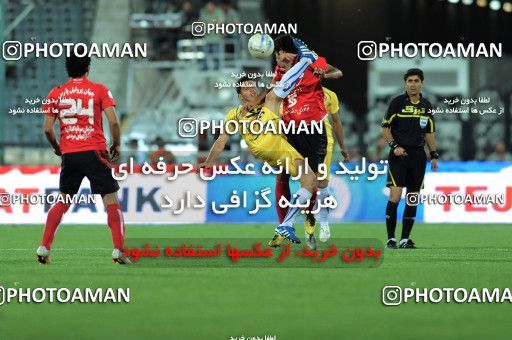 1189123, Tehran, Iran, Iran Pro League، Persian Gulf Cup، 2010-11 season، Second Leg، Week 31، Naft Tehran ۱ v 5 Persepolis on 2011/04/24 at Azadi Stadium