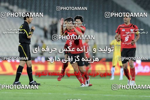 1189142, Tehran, Iran, Iran Pro League، Persian Gulf Cup، 2010-11 season، Second Leg، Week 31، Naft Tehran ۱ v 5 Persepolis on 2011/04/24 at Azadi Stadium